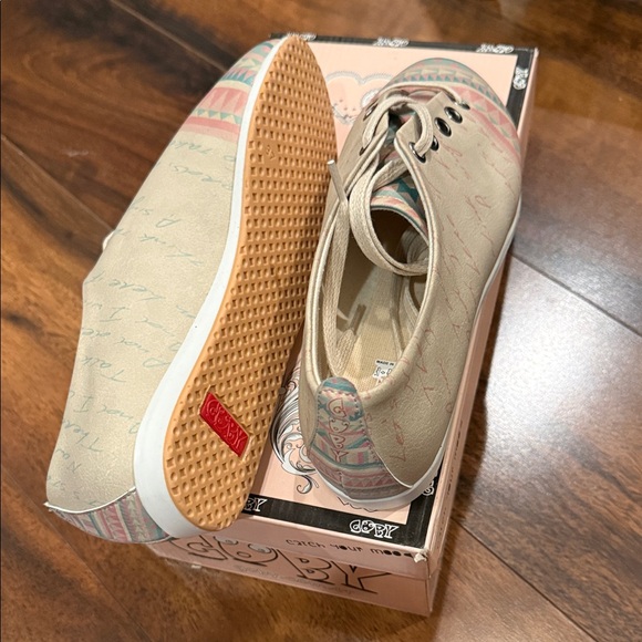 Brand New Goby Women's Patterned Sneakers - Cream and Pink - Picture 4 of 6